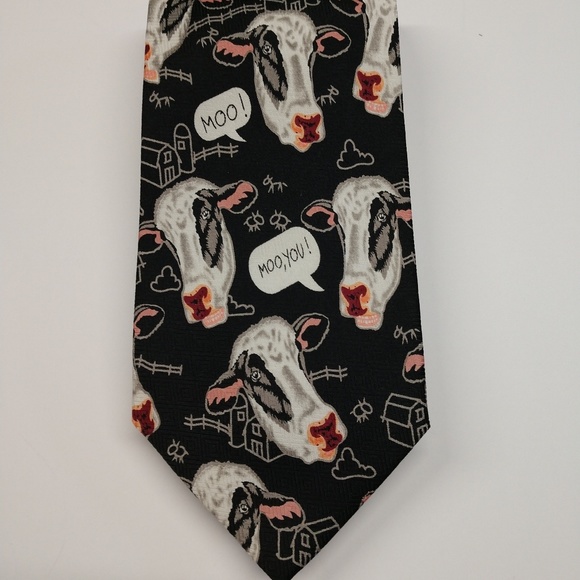 E. Graziano men's tie cow theme - Picture 1 of 5